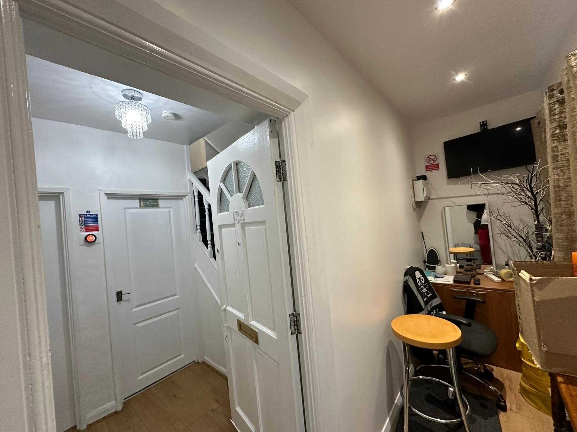 Luxury Ensuite 2Nd Studio Flat With Great Views In Keedonwood Road With Fully Own Bathroom Newly Added And Private Kitchenette Bromley kerület Kültér fotó