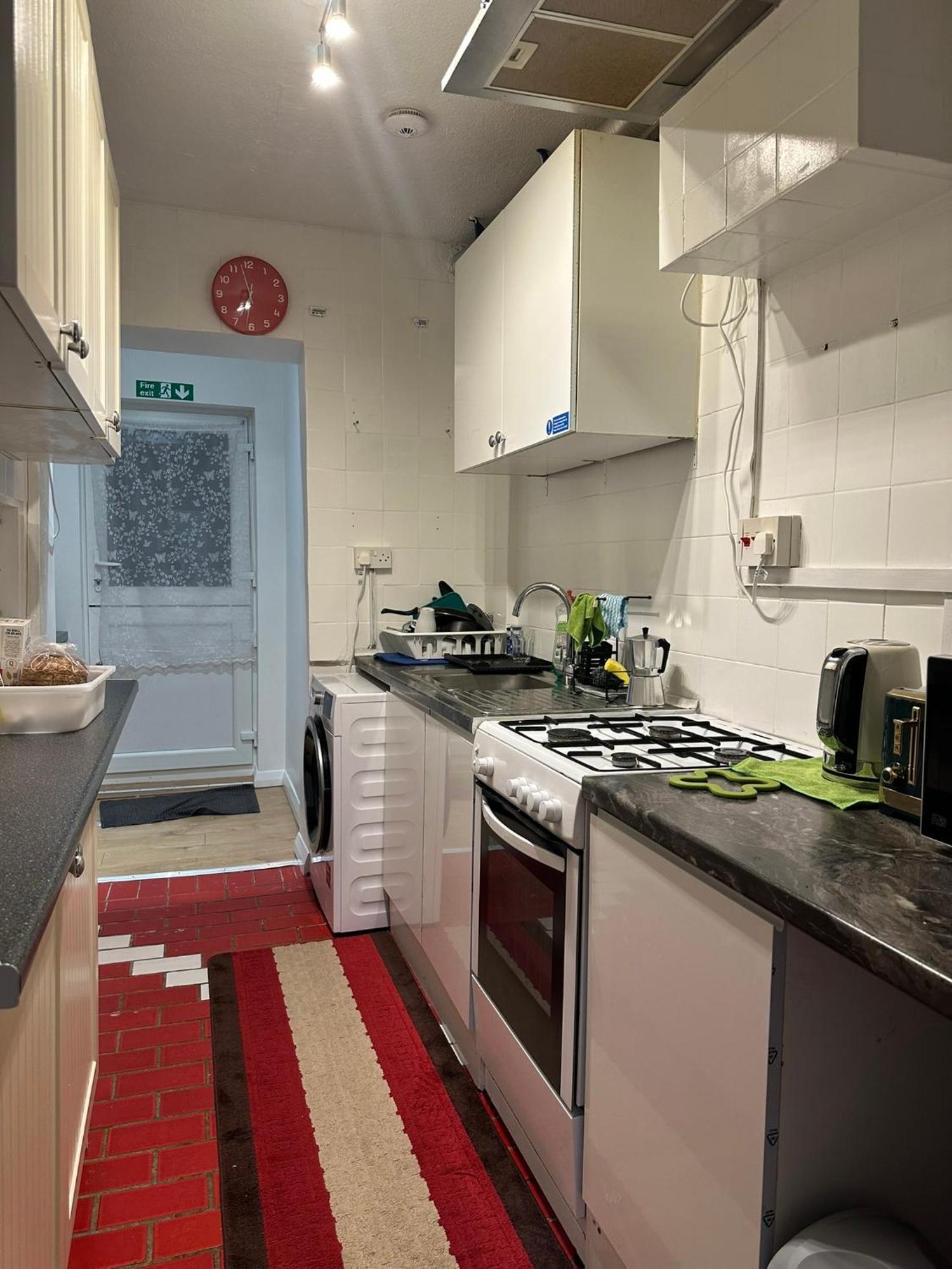 Luxury Ensuite 2Nd Studio Flat With Great Views In Keedonwood Road With Fully Own Bathroom Newly Added And Private Kitchenette Bromley kerület Kültér fotó